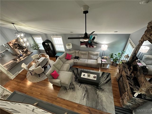 1 Lakeside Circle, Elma, NY 14059