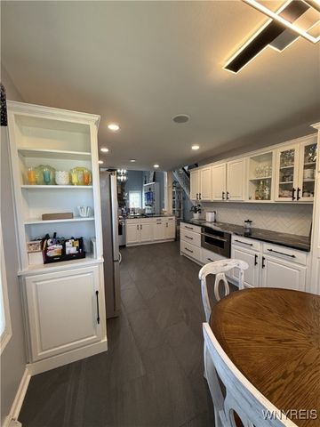 1 Lakeside Circle, Elma, NY 14059