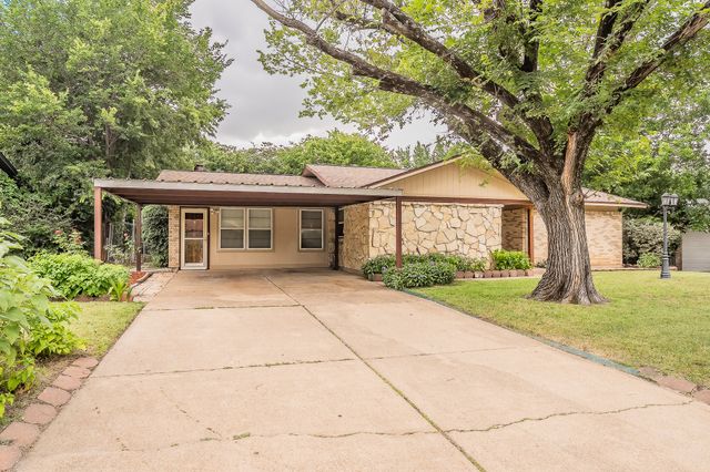 804 N Ector Drive, Euless, TX 76039