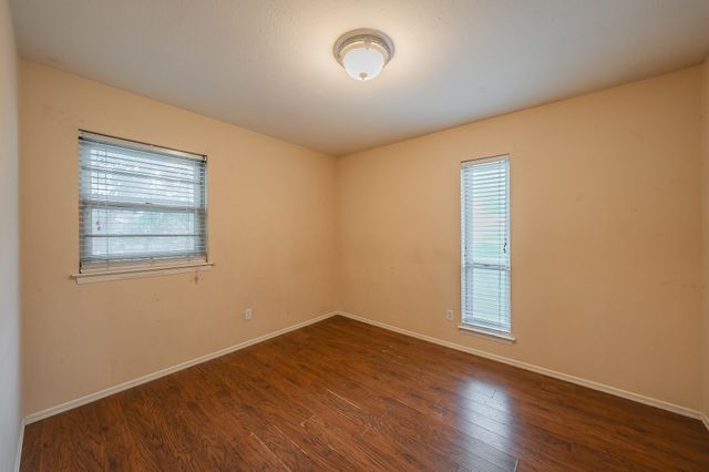 804 N Ector Drive, Euless, TX 76039