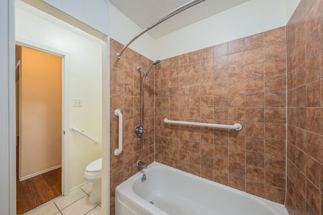 804 N Ector Drive, Euless, TX 76039