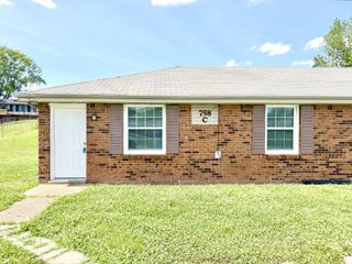 758 Bancroft Cir Apt C, Clarksville, TN 37042