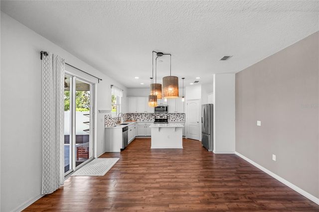 2813 SHELBURNE WAY, St Cloud, FL 34772