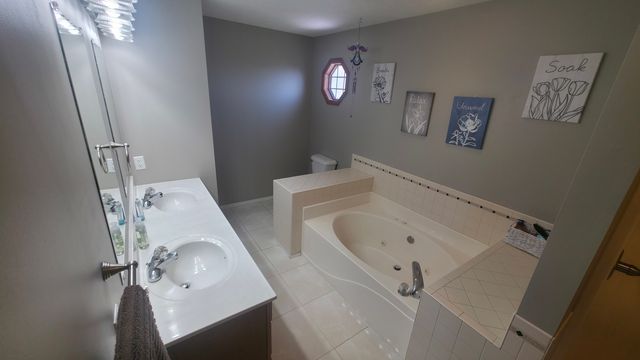 1413 Lismore Lane, Normal, IL 61761