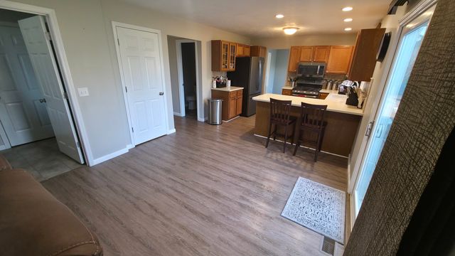 1413 Lismore Lane, Normal, IL 61761