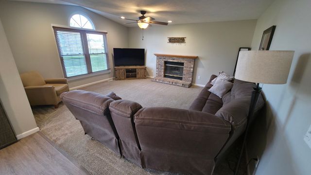 1413 Lismore Lane, Normal, IL 61761