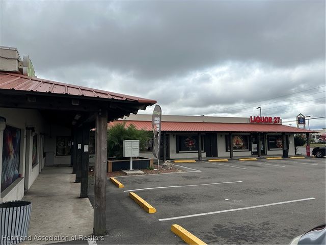 801 S 27 Highway, Avon Park, FL 33852