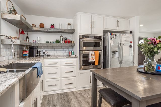 313 Fair Avenue, Gainesville, TX 76240