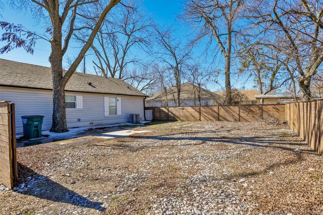 313 Fair Avenue, Gainesville, TX 76240