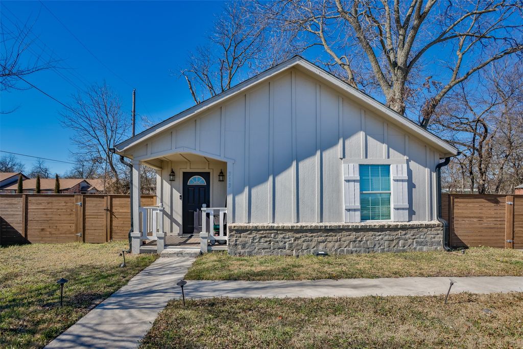 313 Fair Avenue, Gainesville, TX 76240