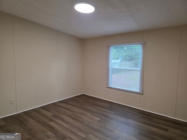 311 Mockingbird Drive, Springfield, GA 31329