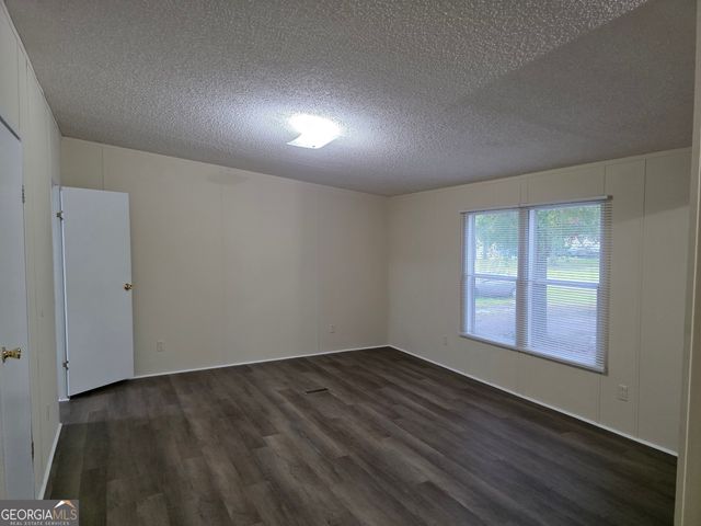 311 Mockingbird Drive, Springfield, GA 31329