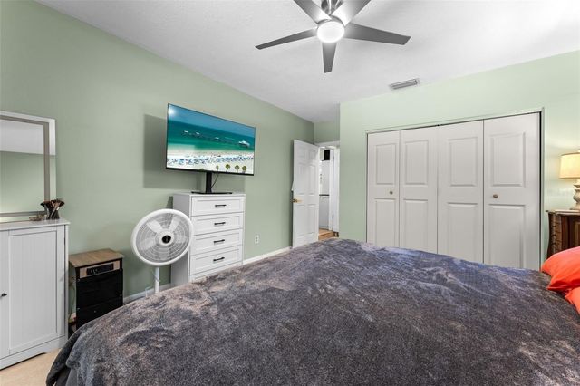 2833 56TH LANE N, St Petersburg, FL 33710
