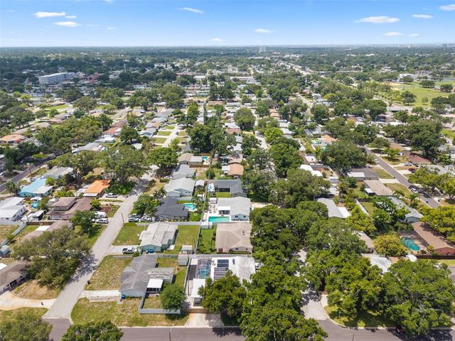 2833 56TH LANE N, St Petersburg, FL 33710