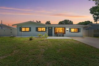 2833 56TH LANE N, St Petersburg, FL 33710