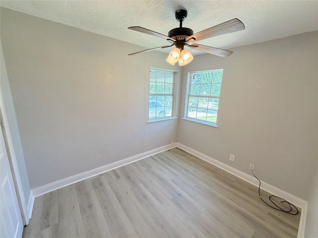 1508 N Hoard Avenue, Sherman, TX 75090