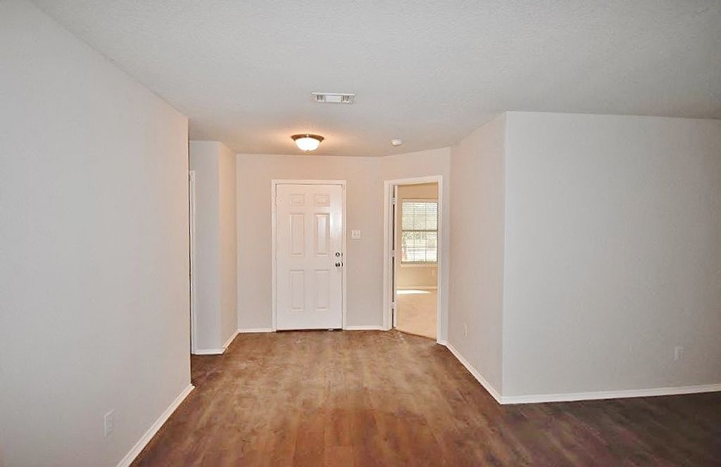 217 Silver Spur Drive, Waxahachie, TX 75165