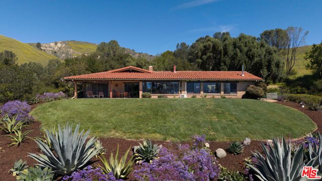 2160 Rambling Oaks Road, Santa Ynez, CA 93460