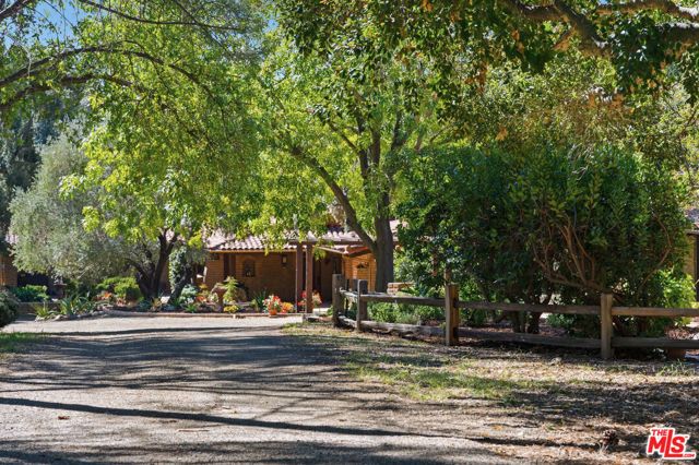 2160 Rambling Oaks Road, Santa Ynez, CA 93460