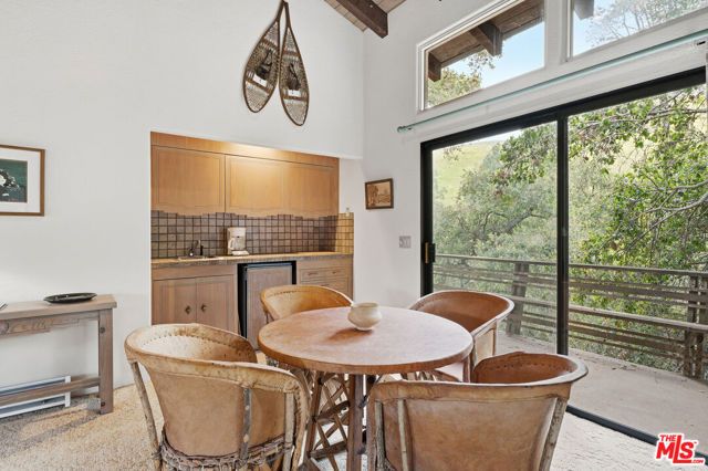 2160 Rambling Oaks Road, Santa Ynez, CA 93460