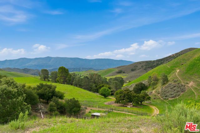 2160 Rambling Oaks Road, Santa Ynez, CA 93460