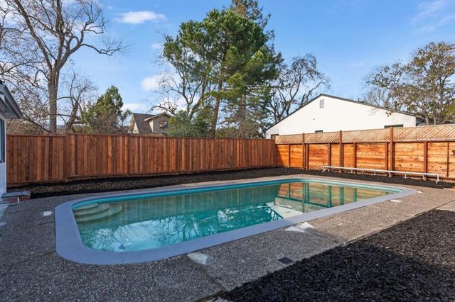 754 Topaz Street, Redwood City, CA 94061