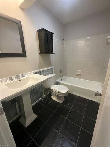 306 N Lindell Road D, Greensboro, NC 27403