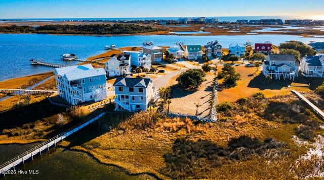 171 Big Hammock Point Road, Sneads Ferry, NC 28460