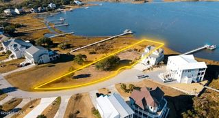171 Big Hammock Point Road, Sneads Ferry, NC 28460