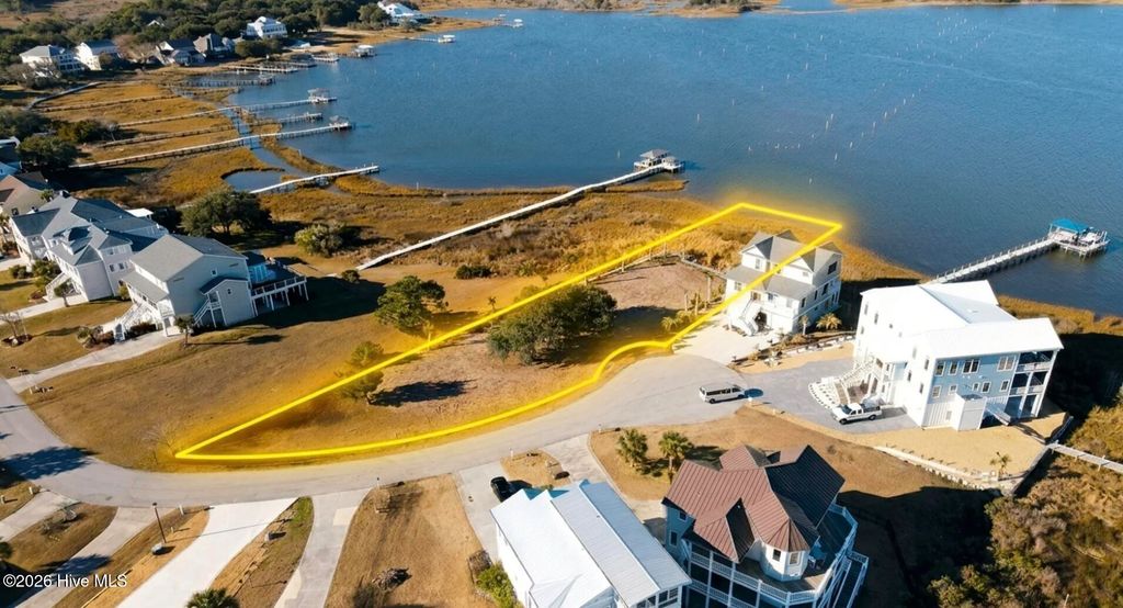 171 Big Hammock Point Road, Sneads Ferry, NC 28460
