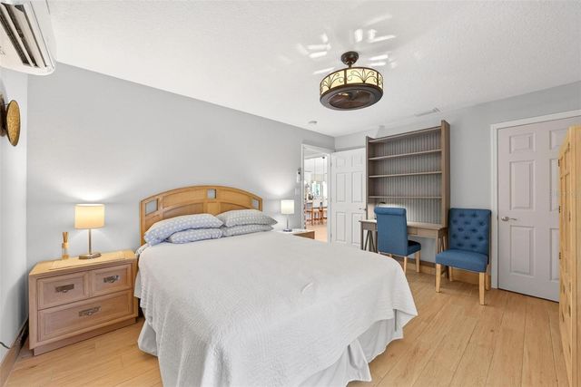 10220 BUMBLEBEE LANE, Leesburg, FL 34788