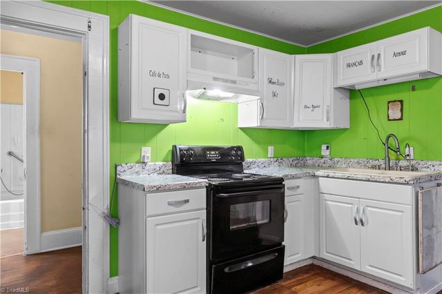 521 Bridges Drive, High Point, NC 27262