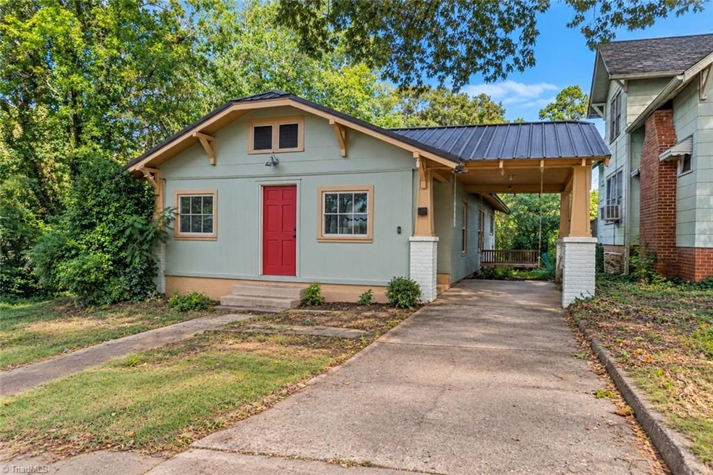 521 Bridges Drive, High Point, NC 27262
