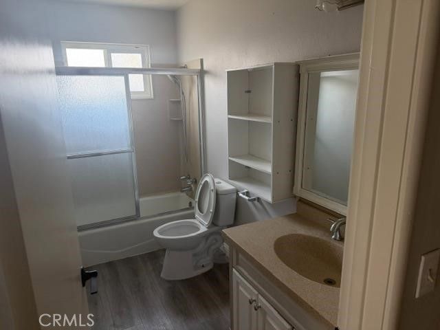 649 W Ashcroft, Clovis, CA 93612