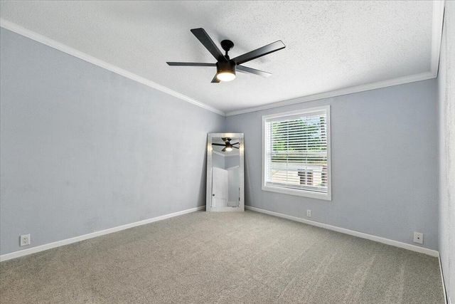 603 HILLCREST Avenue, Council Bluffs, IA 51503