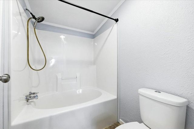 603 HILLCREST Avenue, Council Bluffs, IA 51503