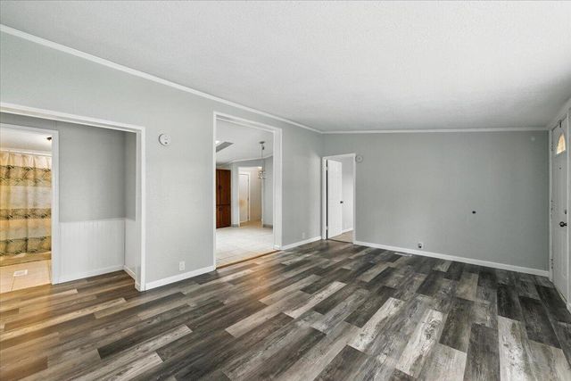 603 HILLCREST Avenue, Council Bluffs, IA 51503