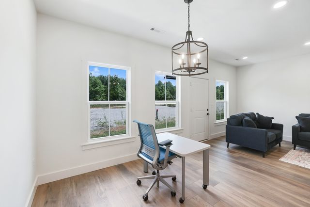 336 Legends Cir, Baxter, TN 38544