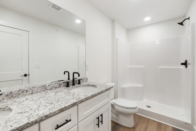 336 Legends Cir, Baxter, TN 38544