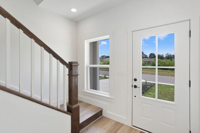 336 Legends Cir, Baxter, TN 38544