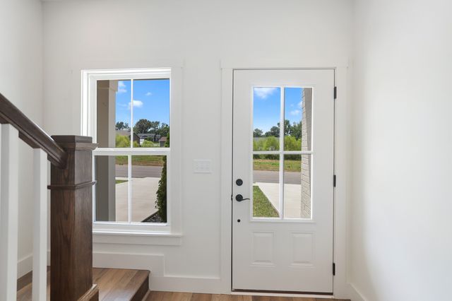 336 Legends Cir, Baxter, TN 38544