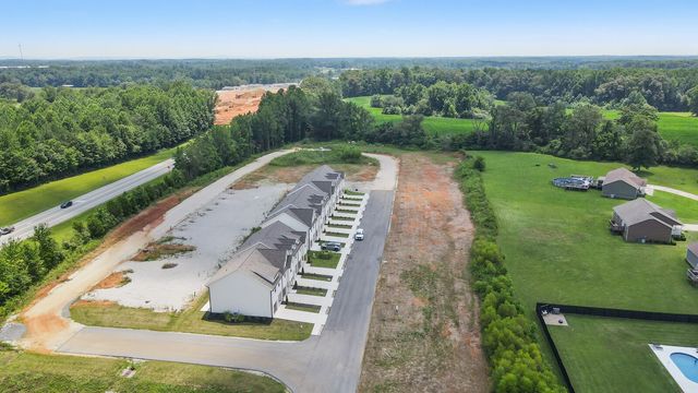 336 Legends Cir, Baxter, TN 38544