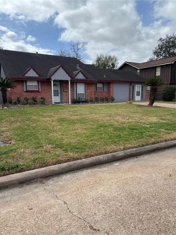 4115 Tidewater Drive, Houston, TX 77045
