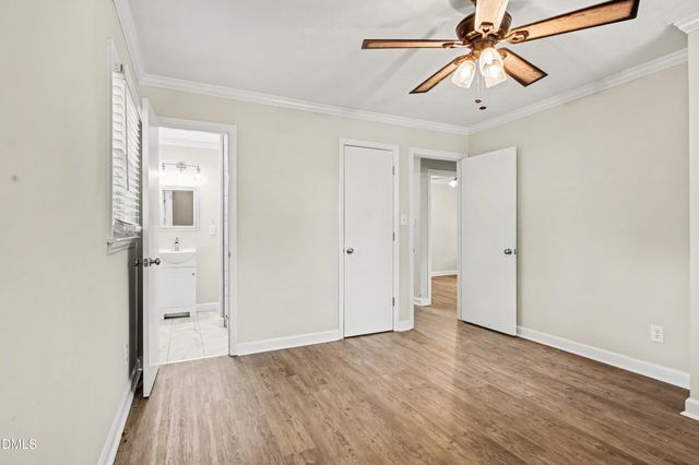 318 S Mcpherson Church Road, Fayetteville, NC 28303