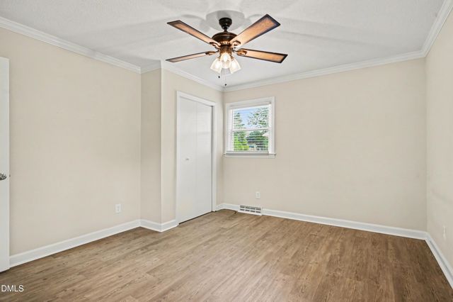 318 S Mcpherson Church Road, Fayetteville, NC 28303