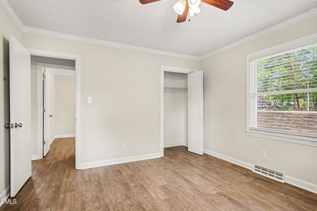 318 S Mcpherson Church Road, Fayetteville, NC 28303