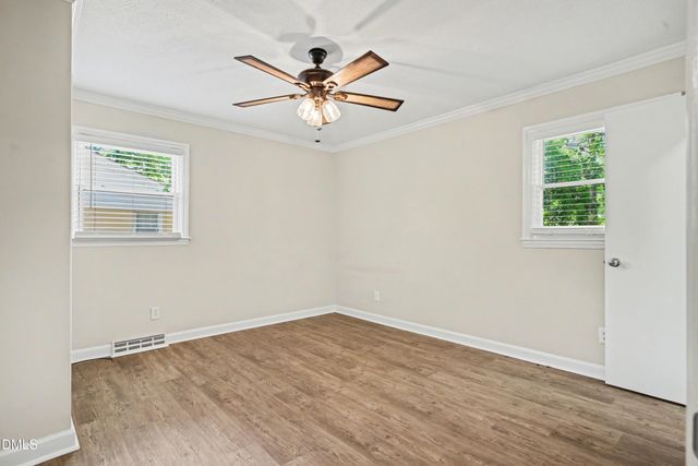 318 S Mcpherson Church Road, Fayetteville, NC 28303