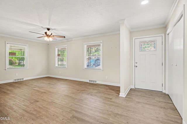 318 S Mcpherson Church Road, Fayetteville, NC 28303