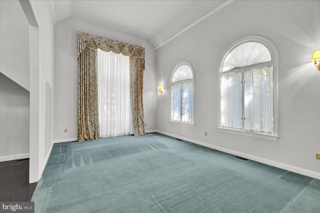 34 HESSIAN BLVD, Reading, PA 19607