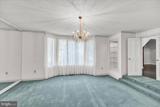34 HESSIAN BLVD, Reading, PA 19607